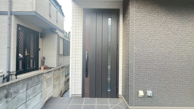 埼玉県川越市大字砂　戸建て　玄関