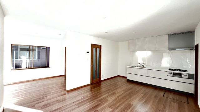 中古戸建・的場3期・1,990万円・中古戸建的場　リビングダイニング