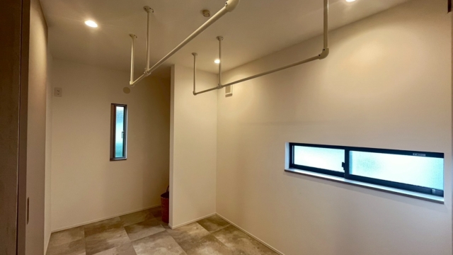 狭山市柏原中古戸建ランドリールーム