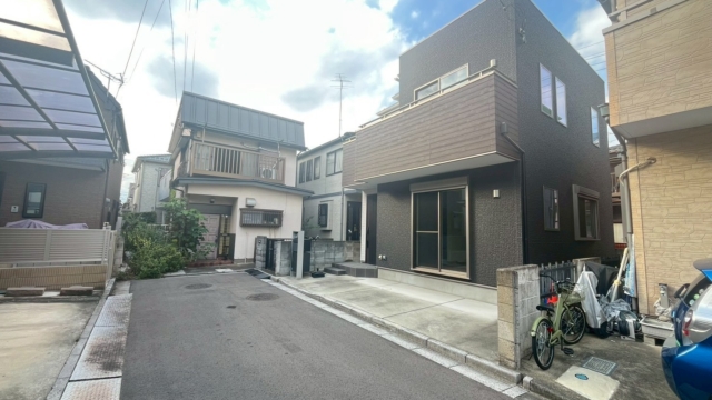 埼玉県川越市大字砂　戸建て遠目