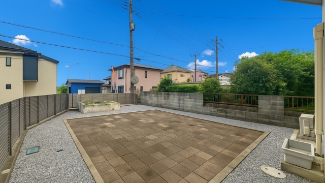 川越市小堤　庭