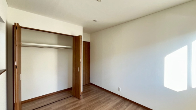 中古戸建・的場3期・1,990万円・中古戸建的場　洋室5.25帖